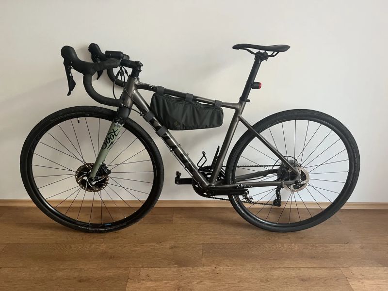 Gravel Kellys Soot 50 Shimano GRX vel. S 