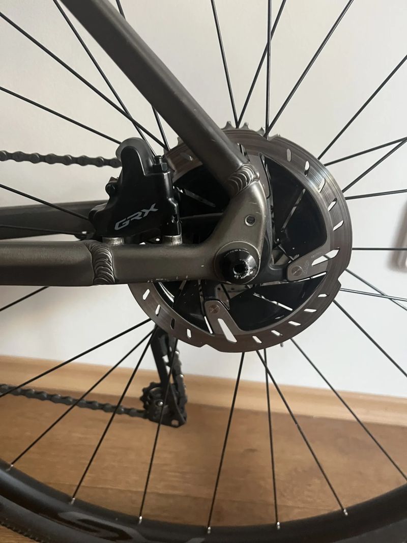 Gravel Kellys Soot 50 Shimano GRX vel. S 