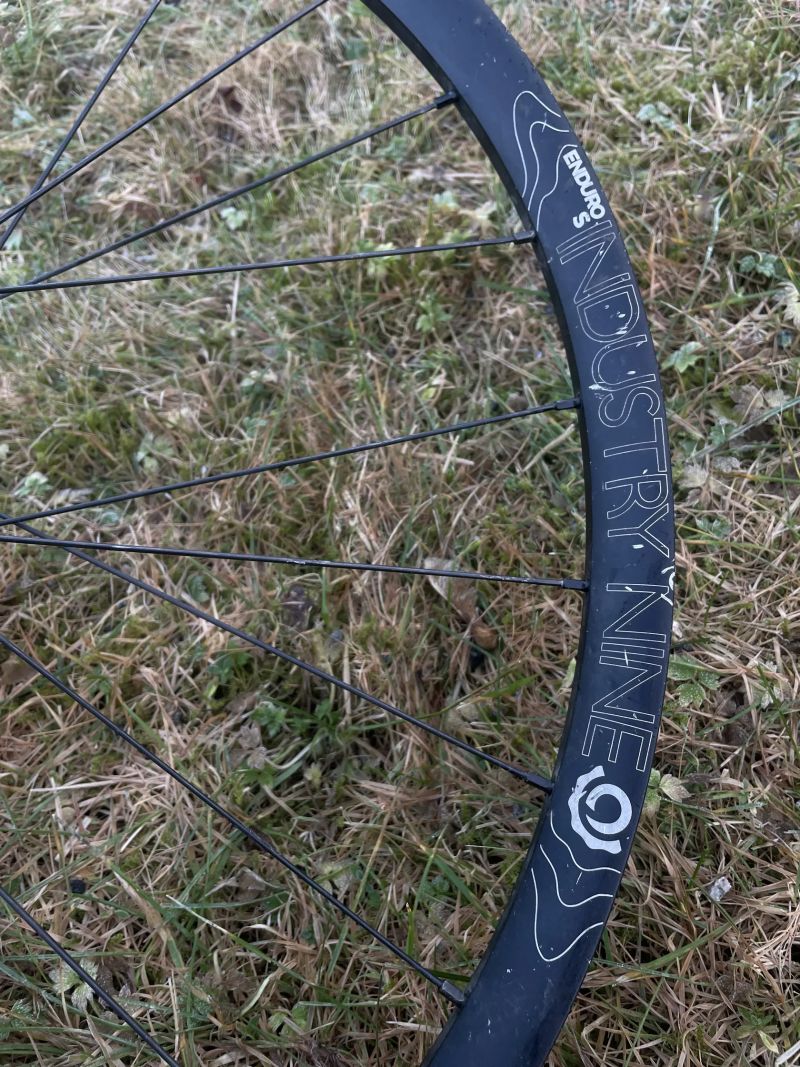 zadní kolo Industry nine Enduro S 27,5” superboost hydra XD 