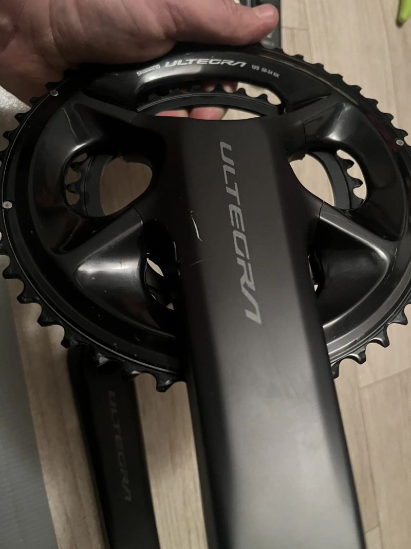 Kliky Shimano Ultegra FC-R8100, sundané z noveho kola kvůli poškrábání 