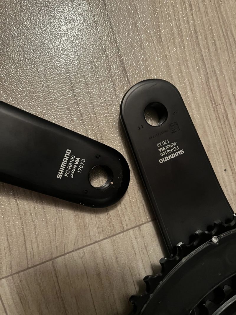 Kliky Shimano Ultegra FC-R8100, sundané z noveho kola kvůli poškrábání 