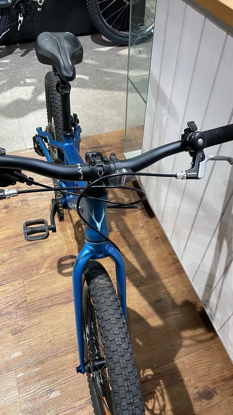 Whyte 202 - dětské trailové kolo / 9.9kg / kola 20"/ na výšku dítěte 100-125cm 