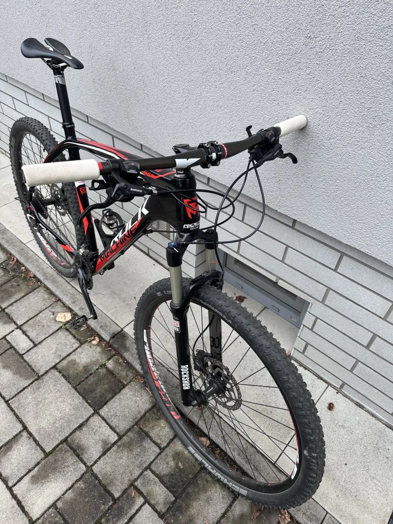 Rock Machine - Karbon 