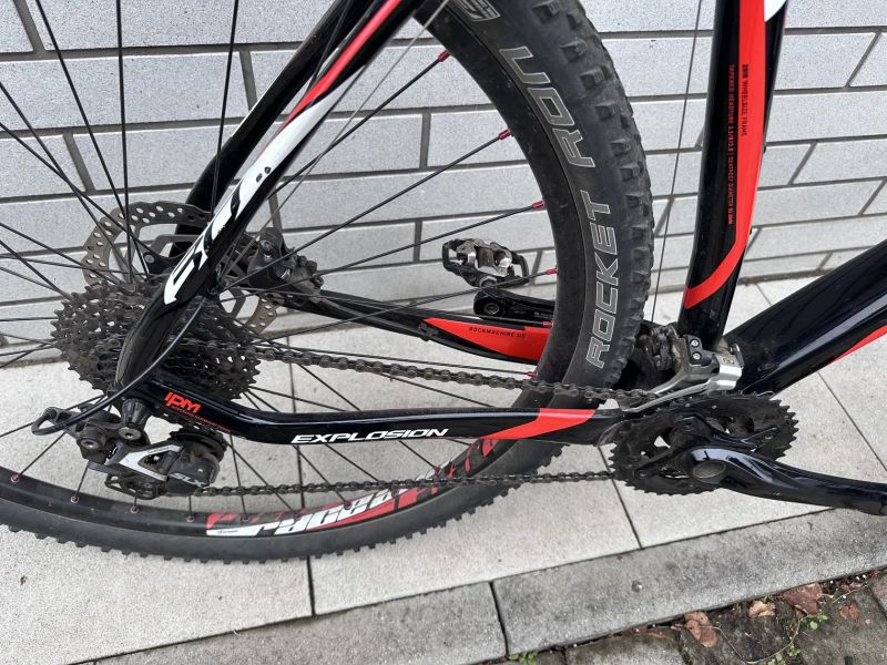 Rock Machine - Karbon 