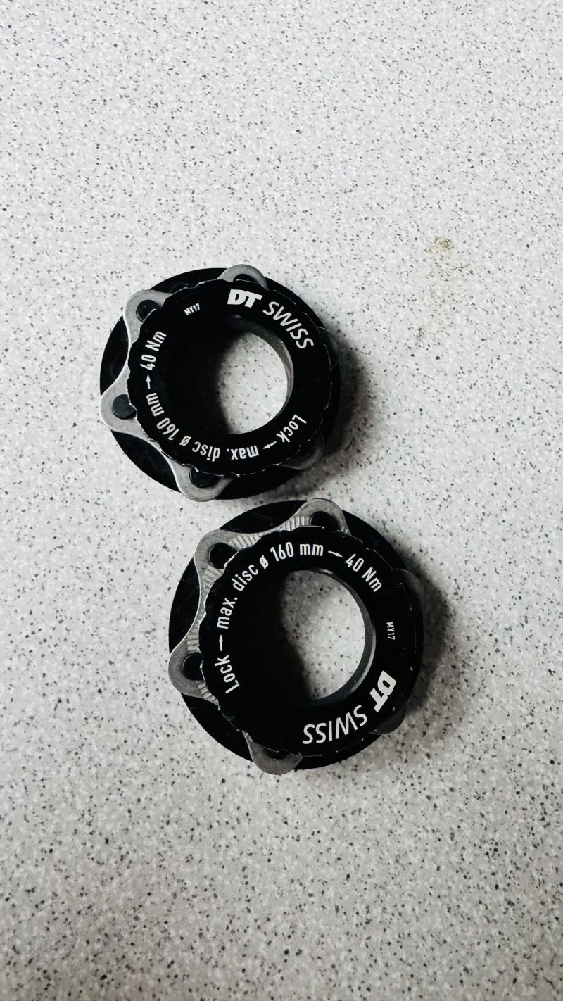 Brzdové kotouče Sram a Giant, 160mm