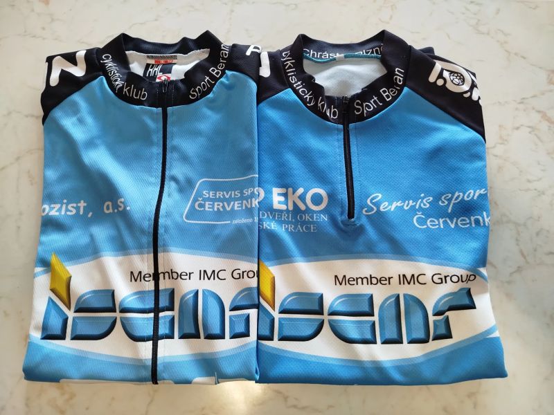 sada oblečení XL/XXL