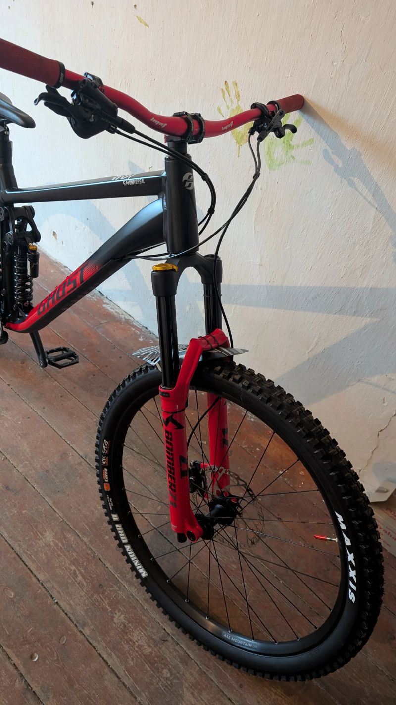 Ghost Riot EN Universal