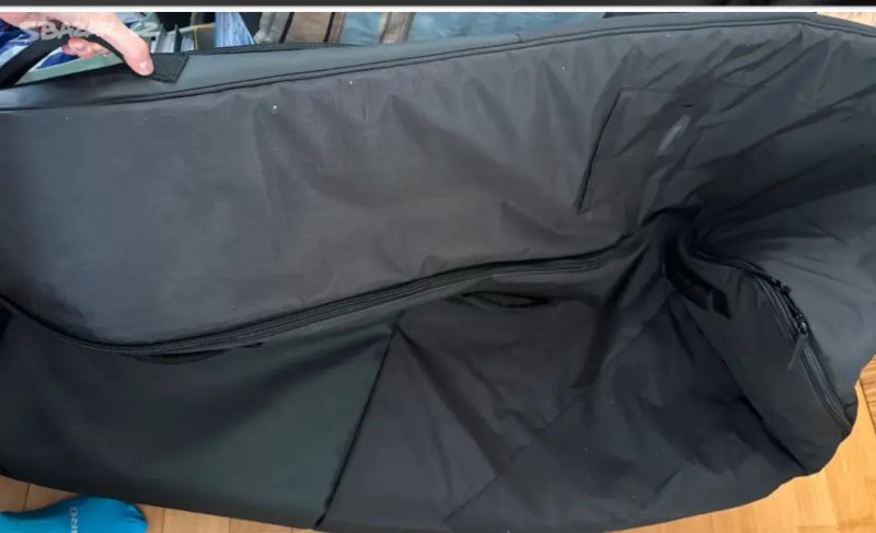 Přepravní taška do letadla na kolo i triatlonové 