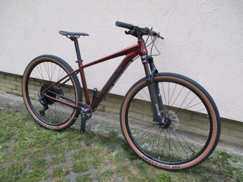 Nové 29" kolo MRX Sport TB25 17", Shimano Deore1x11, vzduch. vidlice Suntour XCR, pevná osa