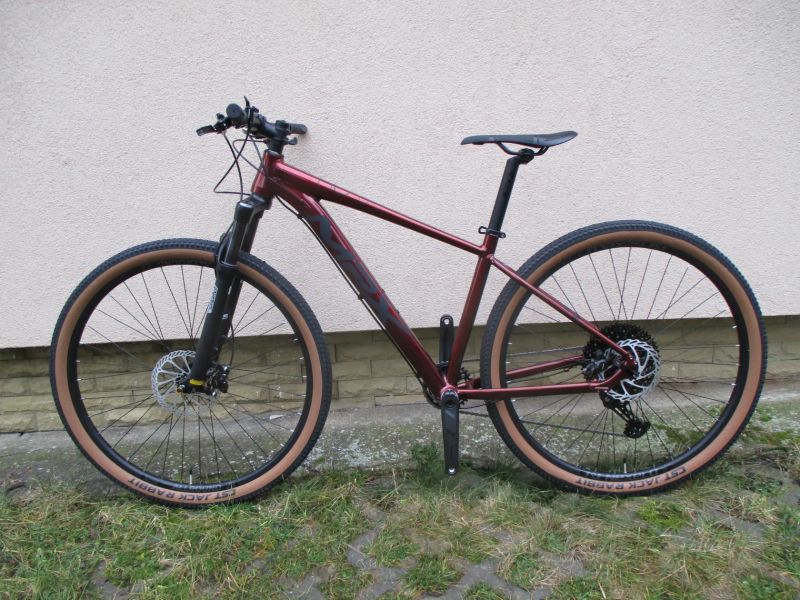 Nové 29" kolo MRX Sport TB25 17", Shimano Deore1x11, vzduch. vidlice Suntour XCR, pevná osa
