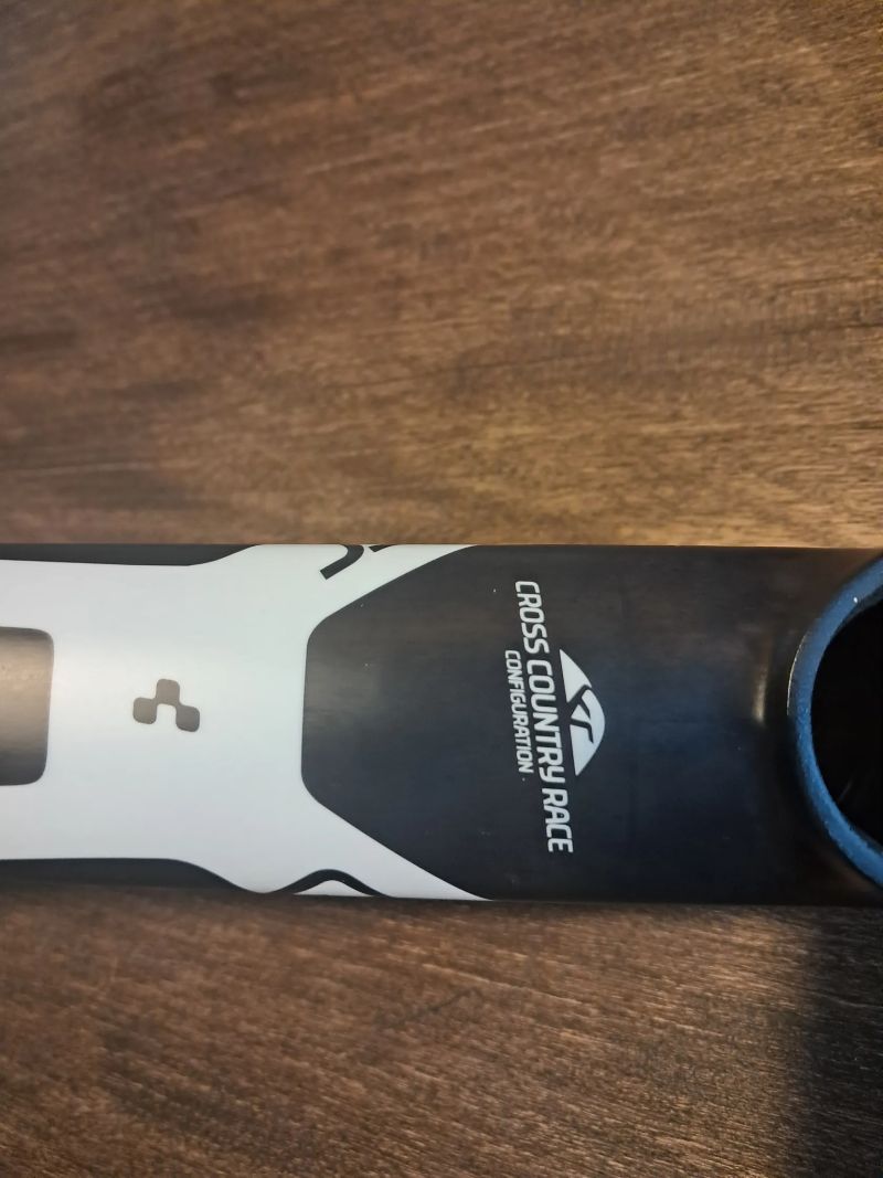 Cube karbon XS/27,5 + vzduch.vidlice Suntour Raidon 