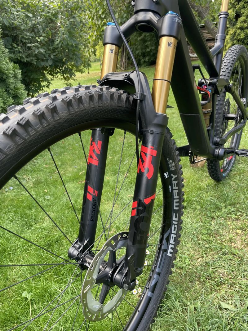 Cube Karbonové celoodpružené kolo Stereo 120 HPC SLT, L(19”)