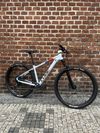 Cube AIM SLX 12,6kg!, vidlice Reba, řazení Shimano SLX/XT 12rychlostí