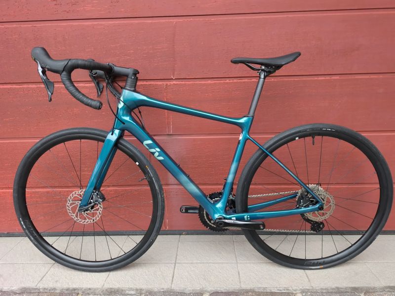 Karbonový LIV Avail velikost M