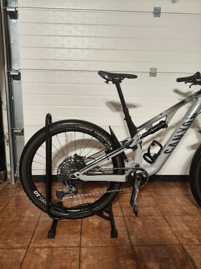 Canyon Neuron CF 9 SL