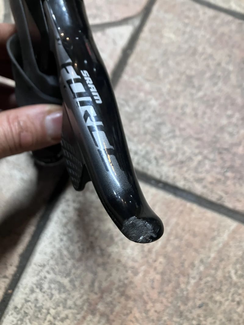 Sram Force axs páky brzdy třmeny řazení