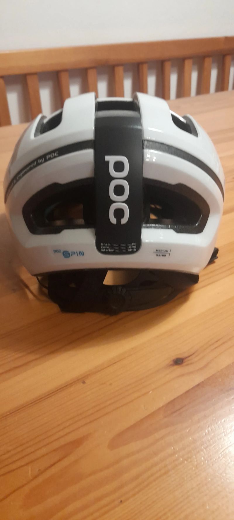 Prodám cyklistickou helmu POC 