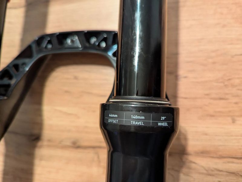 Rock Shox Psylo Gold 140mm 29"