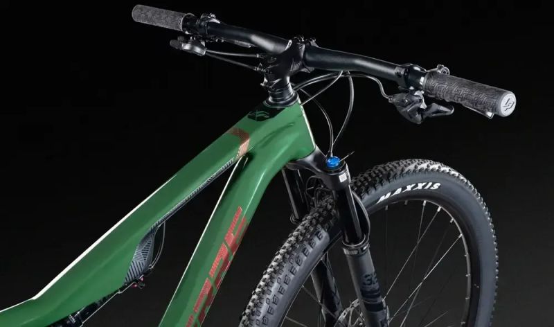 NOVÉ celoodpružené kolo Lapierre XR 5.9 s karbonovým rámem / odpružení FOX / řazení 1x12speed