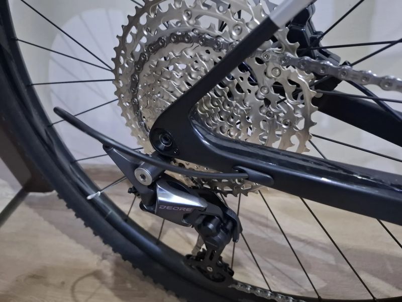 Dema rebell race karbon