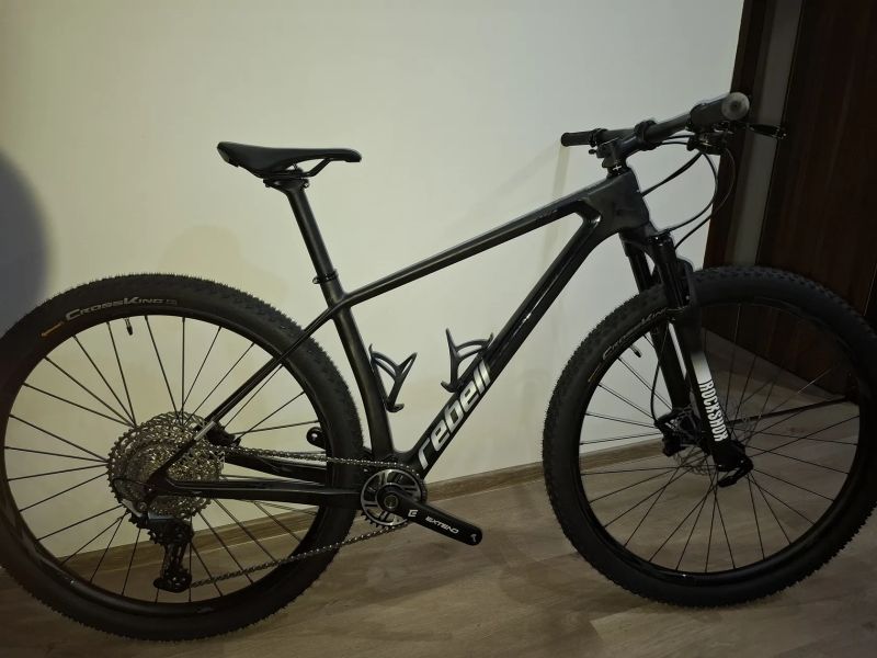 Dema rebell race karbon