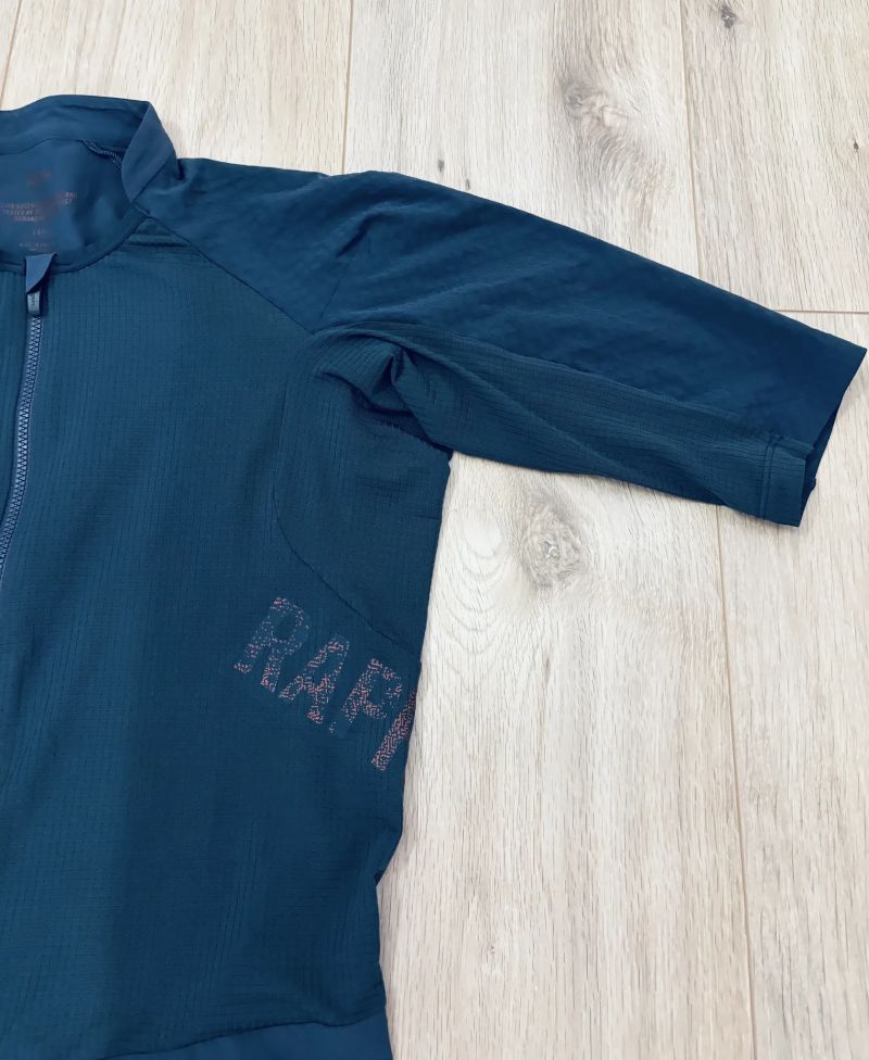 Silničářský/ gravel dres od špičky v oboru- Rapha Pro Team Gravel