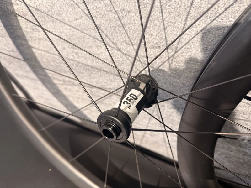 Karbonová silniční kola Roval Rapide CL III - 100km jeté