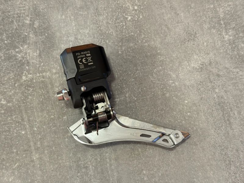 Přesmykač Shimano GRX Di2 2x11 