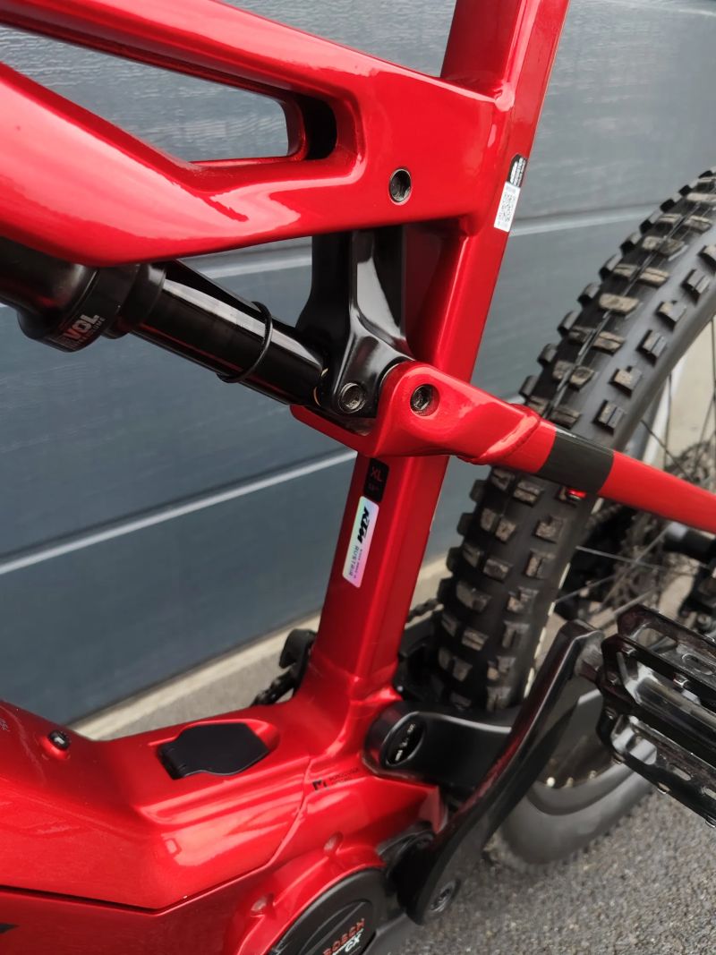 KTM MACINA KAPOHO 7971 CHROME RED