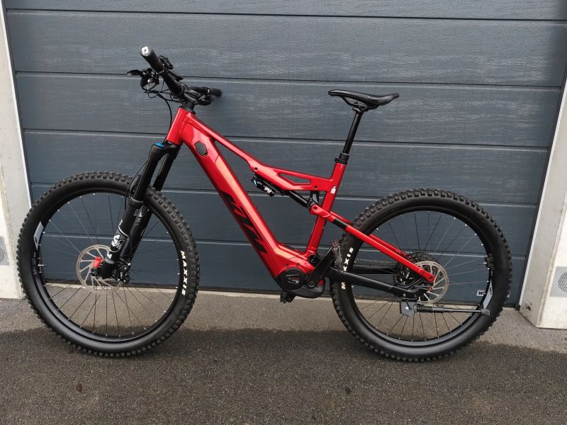 KTM MACINA KAPOHO 7971 CHROME RED