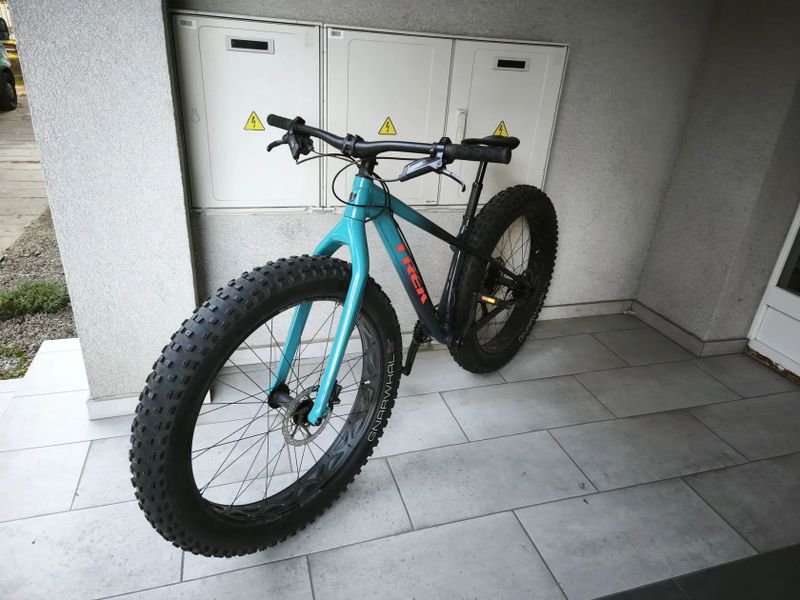 Trek Farley5