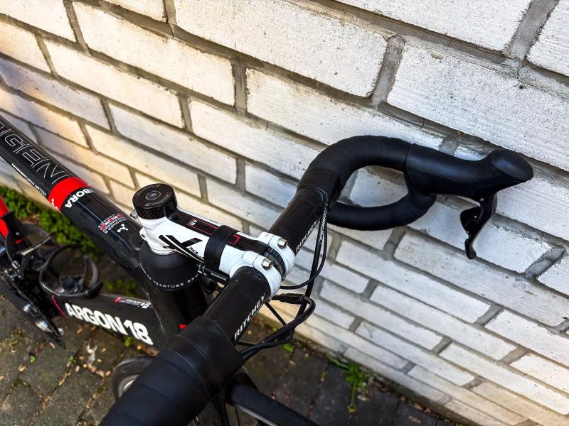 PRODÁM ZÁVODNÍ KOLO ARGON 18 OSAZENÝ ELEKTRONICKOU SHIMANO ULTEGRA 