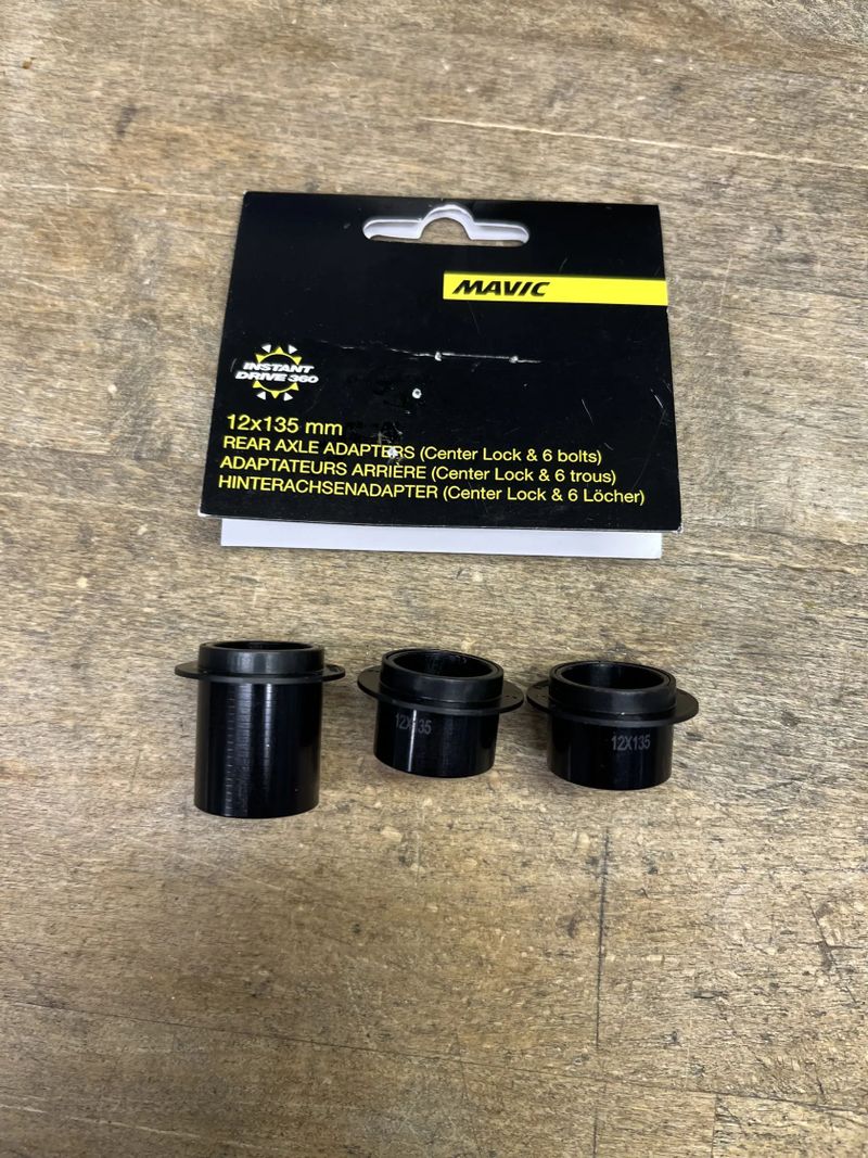 Bontrager košík PRO Carbon/Carbon Smoke