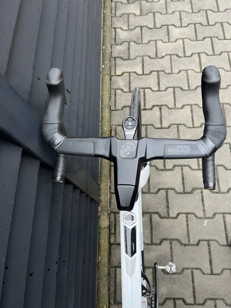 Cannondale SuperSix EVO Hi MOD, Red eTap AXS