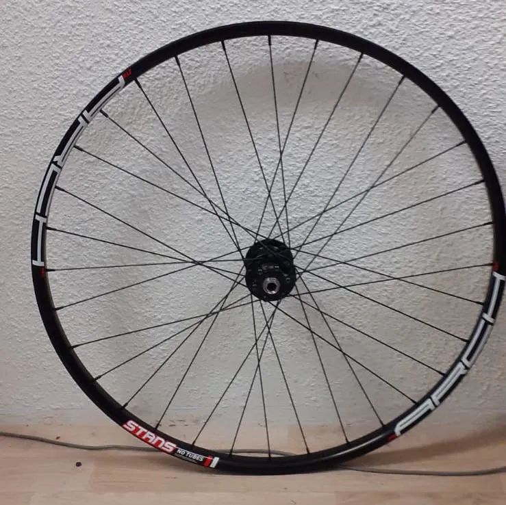 Přední zapletné MTB kolo 29" Tubeless Ready