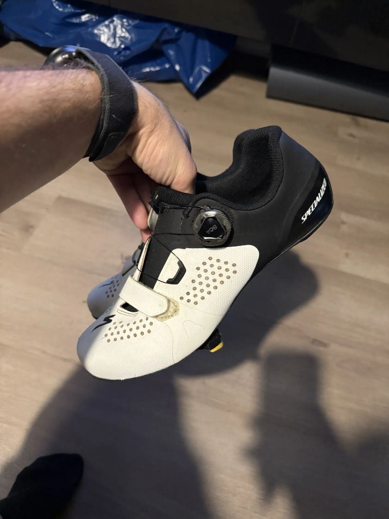 Tretry specialized touch 2.0, vel41, silnicne