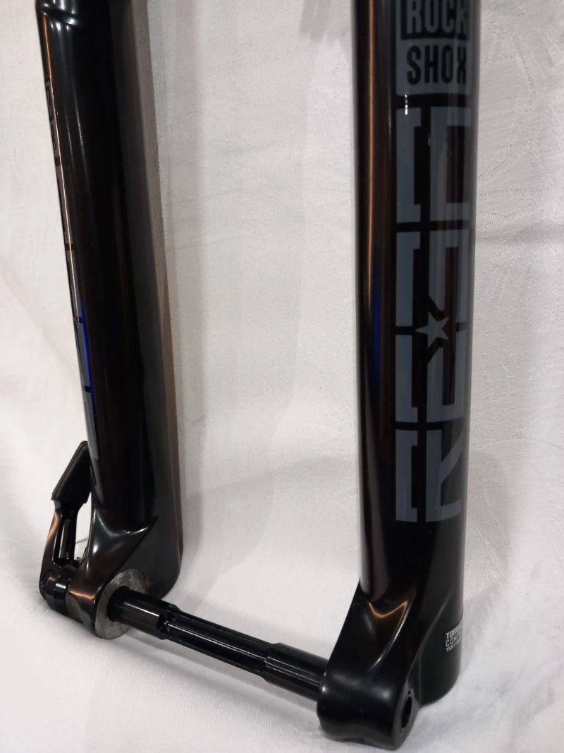 ROCK SHOX - Reba 100 mm Boost Nová