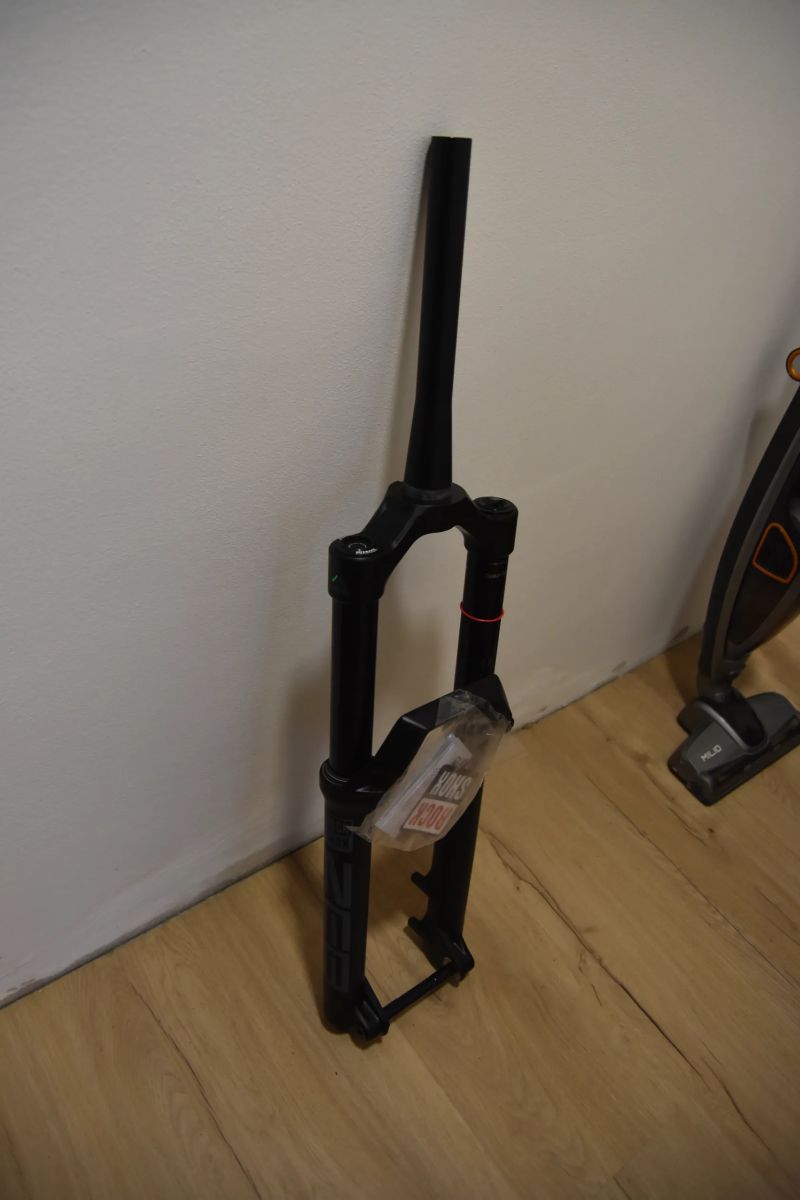 New Rockshox ZEB R 170 mm - 29 wheel