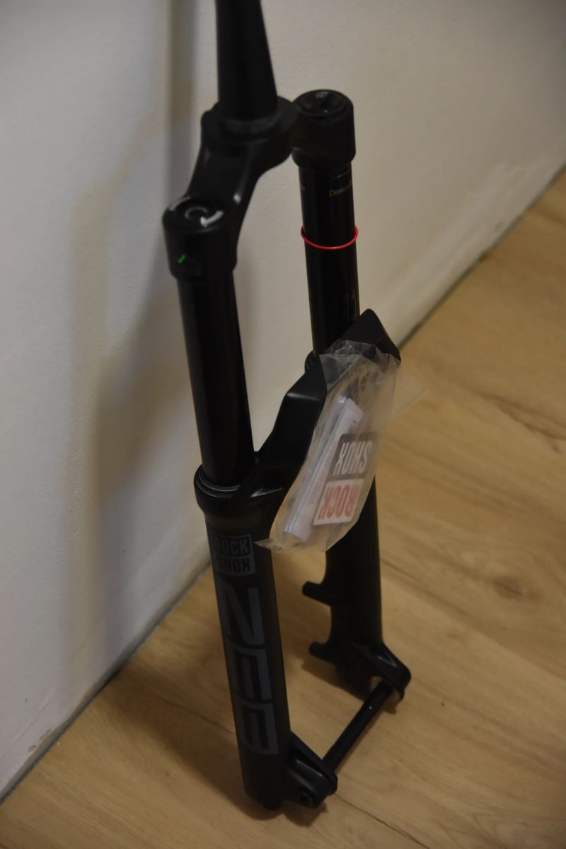 New Rockshox ZEB R 170 mm - 29 wheel