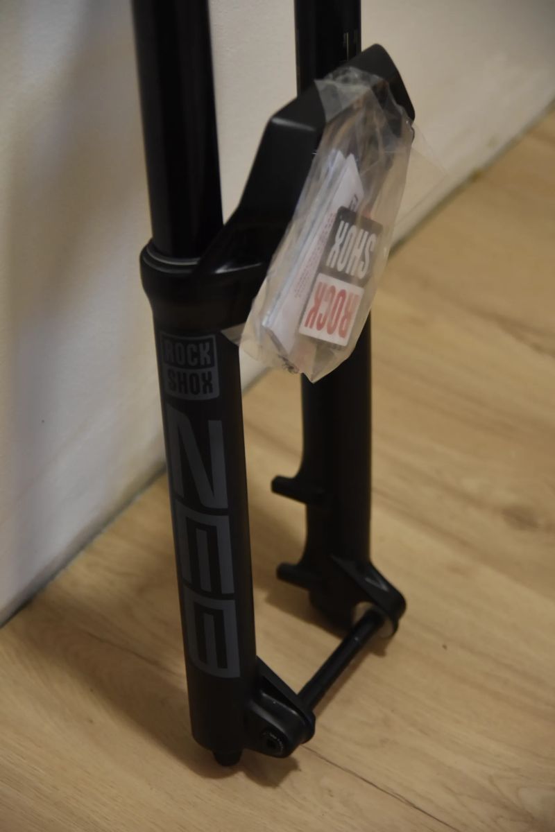 New Rockshox ZEB R 170 mm - 29 wheel