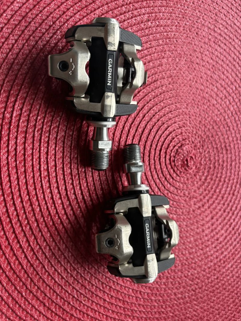 Pedály Garmin Rally™ XC200 - Měřič výkonu se dvěma snímači