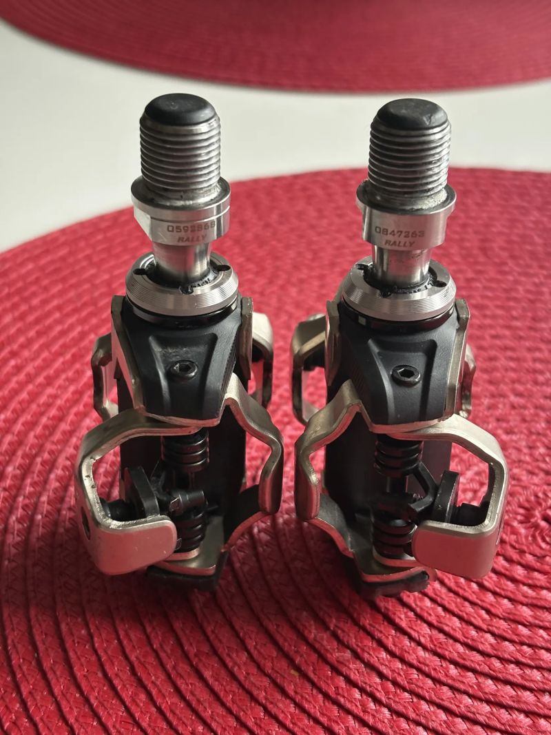 Pedály Garmin Rally™ XC200 - Měřič výkonu se dvěma snímači