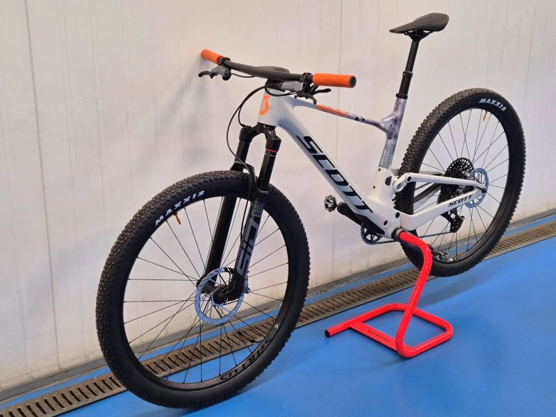 Scott Spark RC TI - 2025