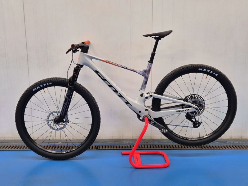 Scott Spark RC TI - 2025