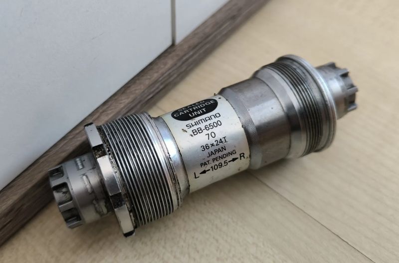 Shimano Ultegra ITAL octalink osa