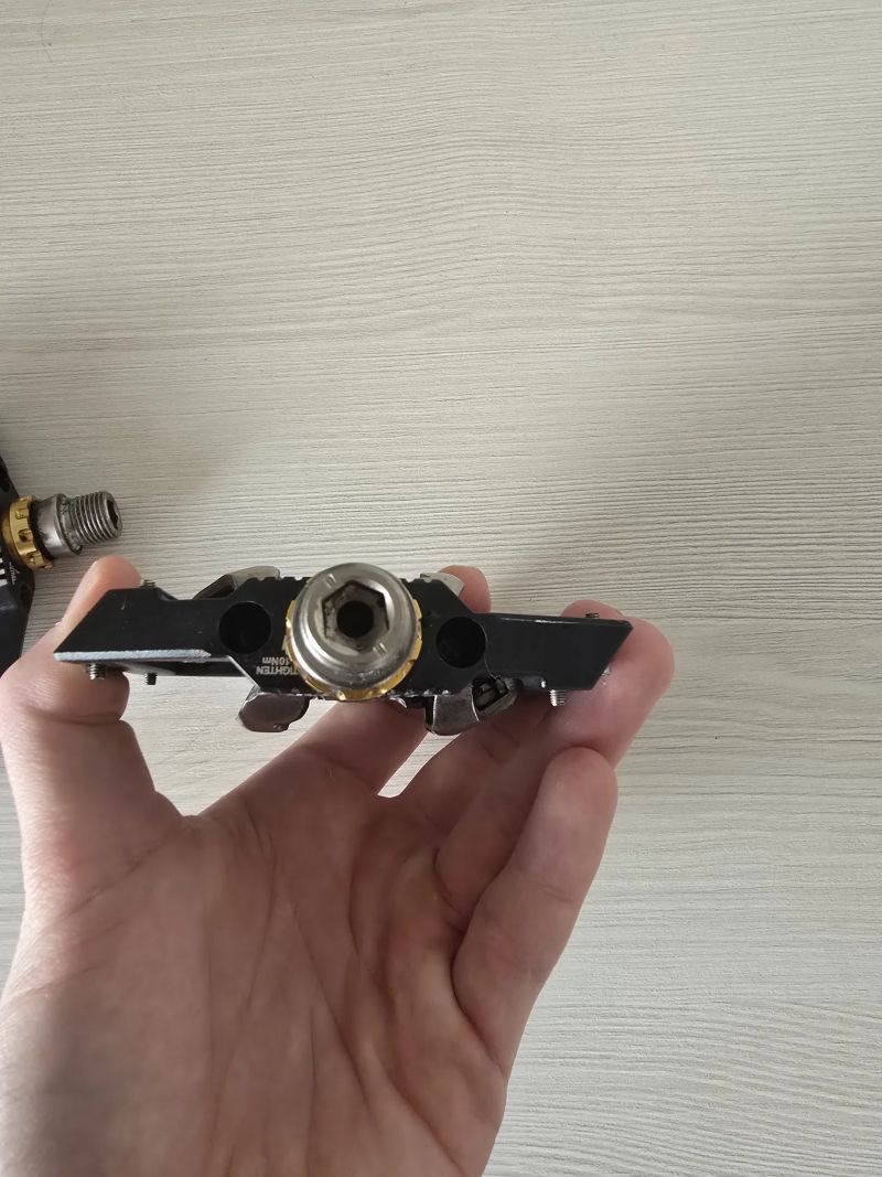 Shimano pedály Saint