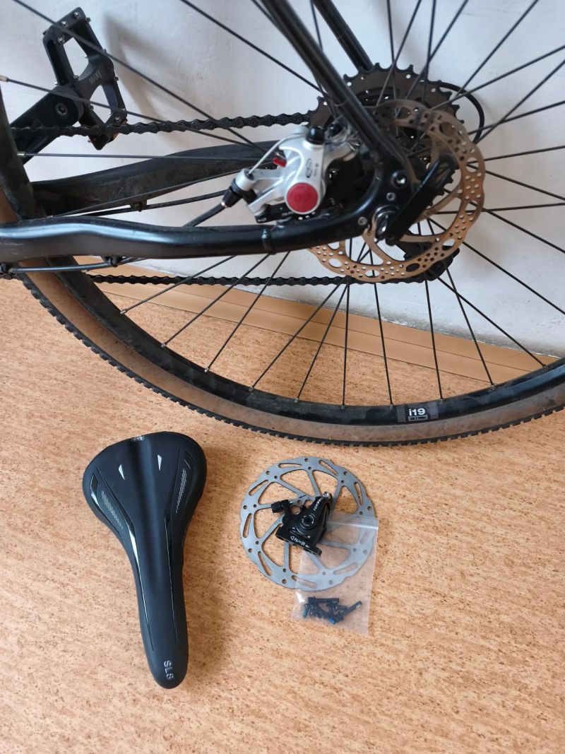 Rock Machine Gravelride 200