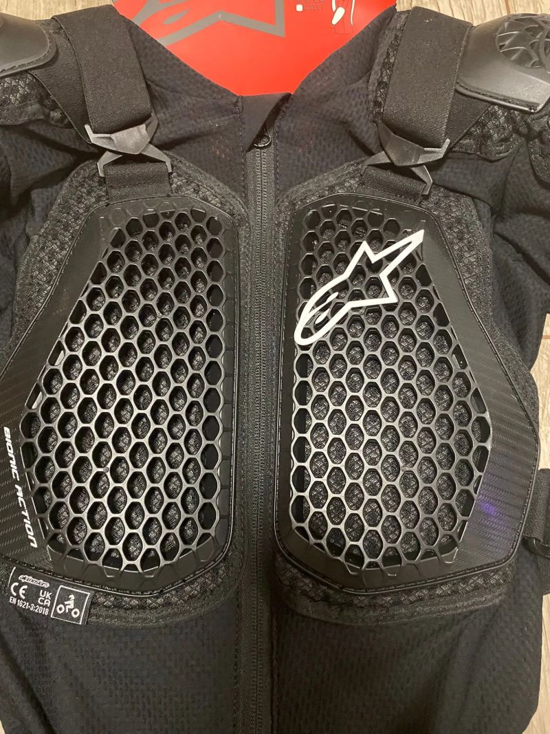 Alpinestars bionic action v2