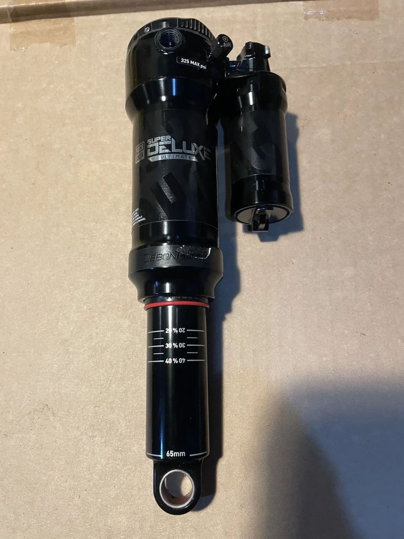 RockShox Super Deluxe Ultimate 205x65 trunnion 