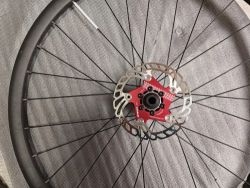 Hliníková silniční / gravel kola KOOTU – 700C, kotoučová